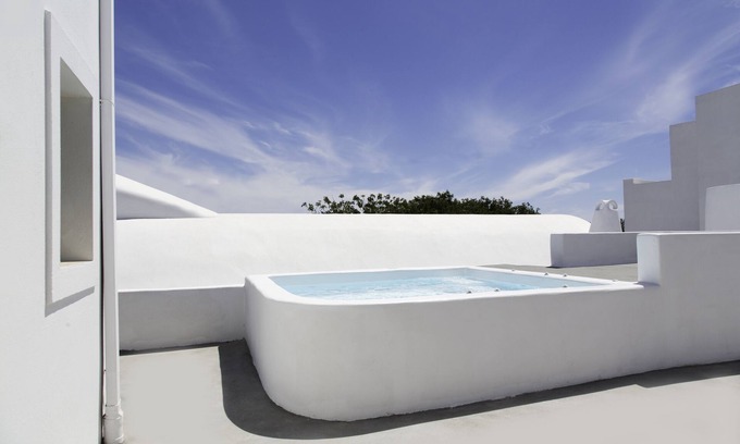 Imerovigli Hotel | Ayoba Santorini