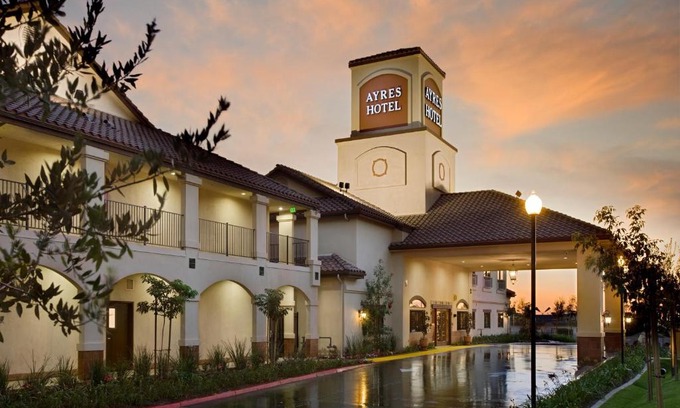 Redlands Hotel | Ayres Hotel Redlands - Loma Linda