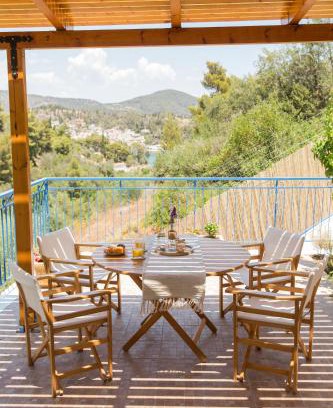 Galatas Apartment | AZALEA - Modern studio with sea view