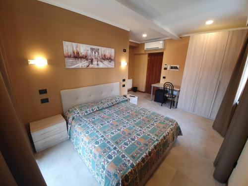 Baveno Apartment | azalea Rooms & apartments domo 5