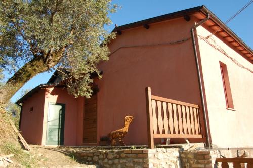 Mompeo House | Azienda Agricola Colle Paradiso