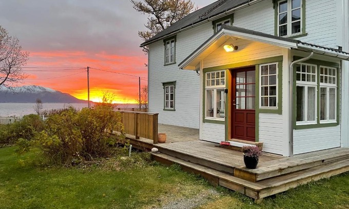 Klakksjorda Villa | Bårdstua