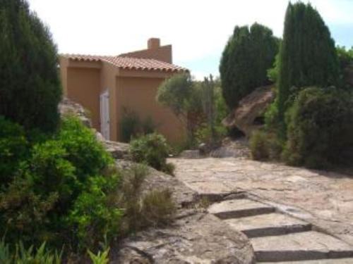 Portoscuso House | B&B Domus Oriens - monolocale indipendente in villa