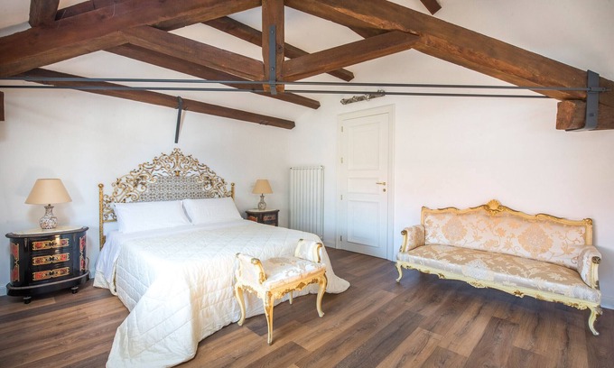 Palermo Bed & Breakfast | B&B Villa Liberty sul mare - Camera Oro