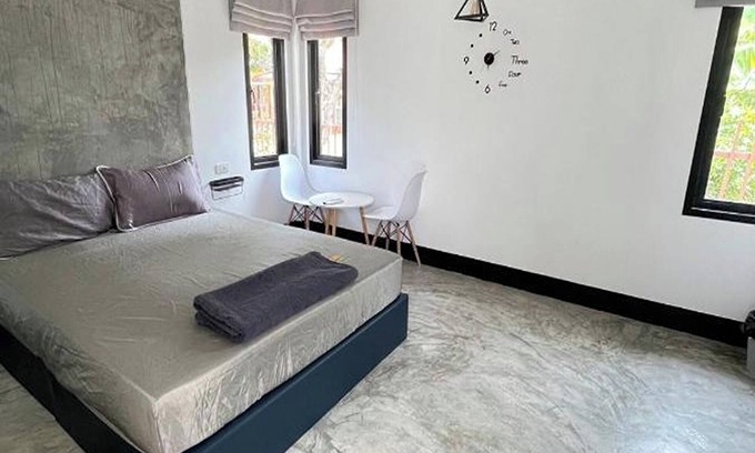 Si Racha Hotel | Baan Pak Sud Soi