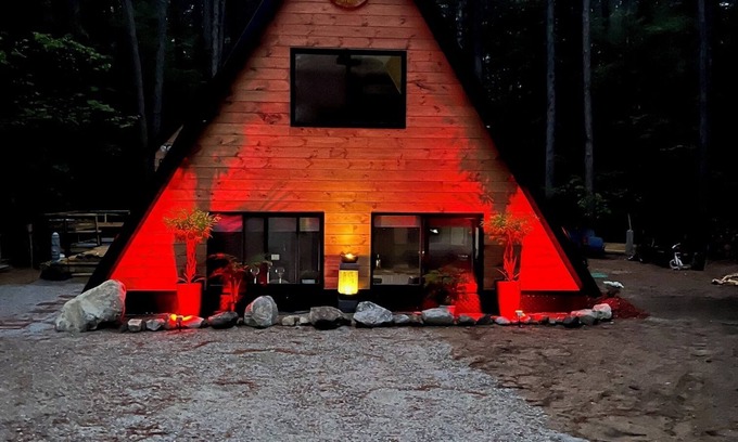 Carroll County House | Baby Chocorua at White Lake sleeps 9