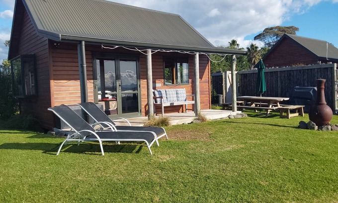 Whakamarama Cabin | Back to Basics in a 5 star location