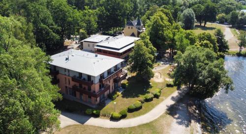 Neubrandenburg Hotel | Badehaus Hotel & Restaurant