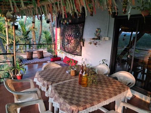 Akshi House | Bageecha B&B- Vaayu