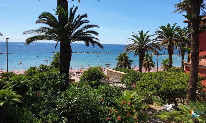 Santa Marinella Bed & Breakfast | Baia di Luna