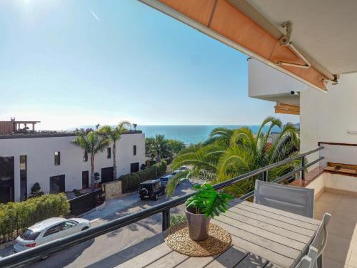 Sitges Apartment | Balmins White by Hello Homes Sitges