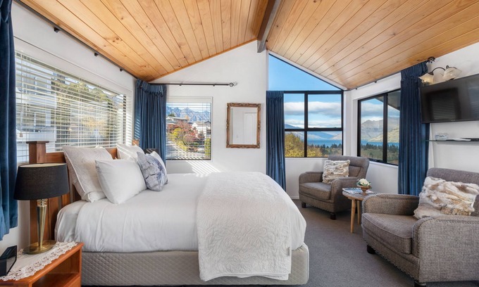 Queenstown City Centre Cabin | Balmoral Lodge