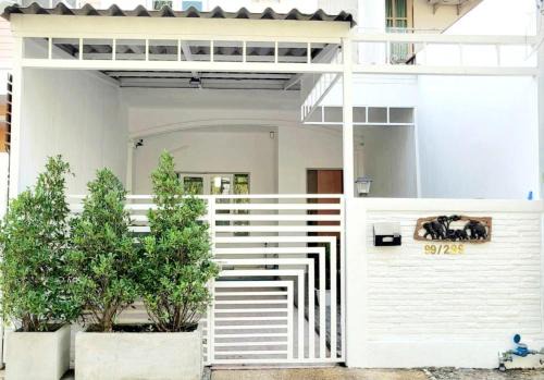 Sam Wa Tawan Ok Resort | Bann Sawasdee Donmueng- Saimai หลังใหญ่ ฟรี wifi