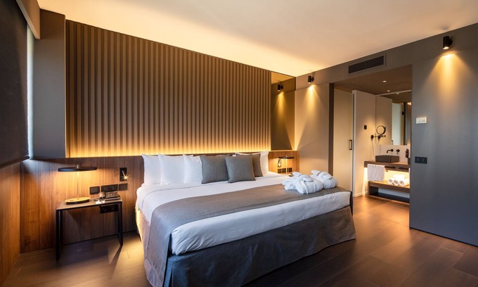 El Prat de Llobregat Hotel | Barcelona Airport Hotel