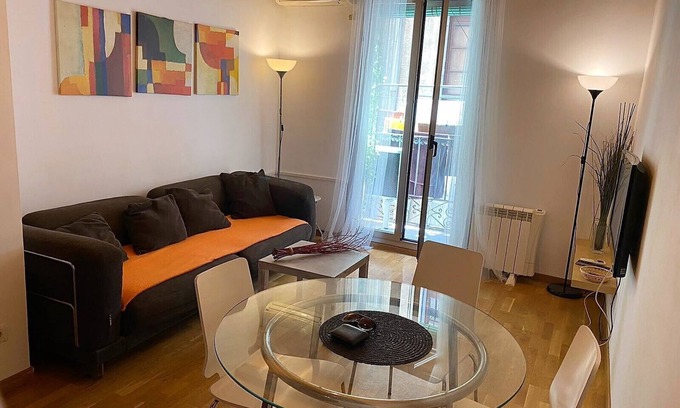 Sant Pere Apartment | Barcelona, Chic Sant Pere, Great Location!
