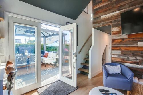 Leucadia House | Barefoot 101 One Block to Beach 2 Bed 1 Bath