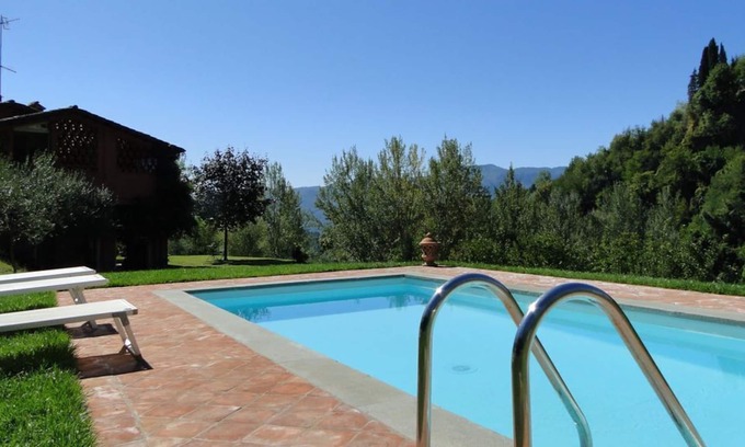 Barga Villa | Barga Ripa! Private pool. Unique views. Walk facilities. Spa bath. WIFI!