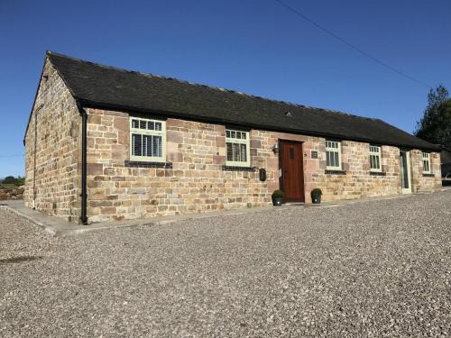 Winkhill House | Barn Conversion - Sleeps 4 - Pet friendly - Garden
