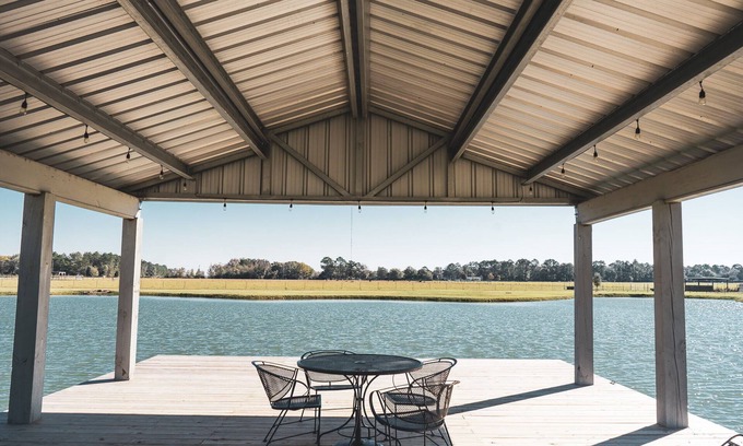 Beaumont House | Barndominium on 40 acre farm! Long term rental close To Beaumont & Mid-County