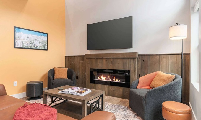 Driggs Condo | Basecamp Stays: Vibrant & Chic Pad, Hot Tub, & AC!