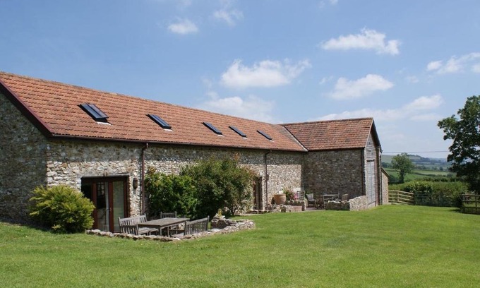 Colyton House | Battens