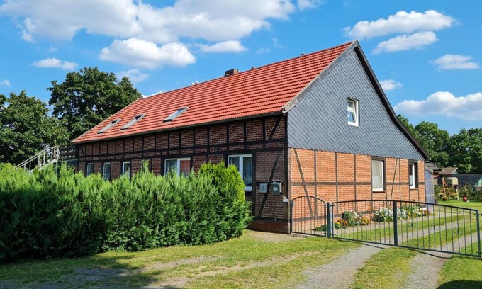 Grabow-Below Apartment | Bauernstübchen