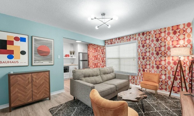 College Station Apartment | Bauhaus-1st Floor, King Beds, Walk to A&M Campus