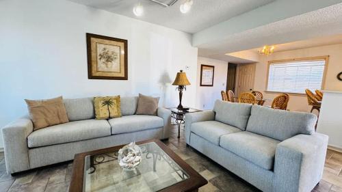 Little River Apartment | Bay Tree cozy 2BR condo on the ground floor