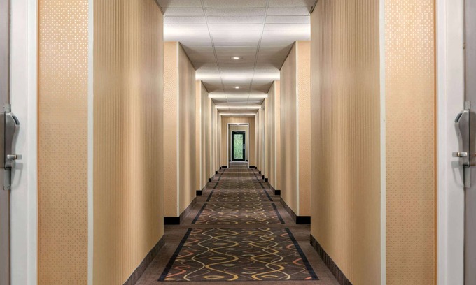 North Dartmouth Hotel | Baymont by Wyndham North Dartmouth/Fall River