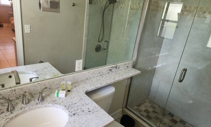 East Naples Villa | Bayshore Inn & Docks Two Bedroom Unit 8 Overlooking the Pool