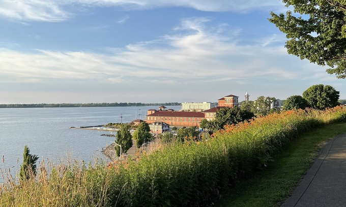 Erie House | Bayview Home in Heart of Downtown