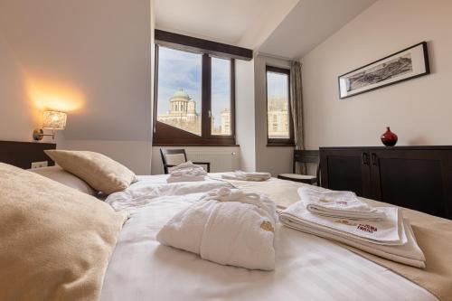 Esztergom Bed & Breakfast | Bazilika alatt Panzió