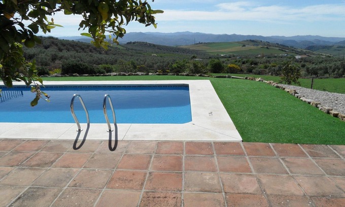 Antequera Cottage | Belvilla by OYO El Trigal