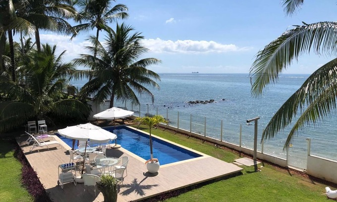 Vera Cruz House | Beautiful House Waterfront, Cond. Golden Lagoon next to Club Med.