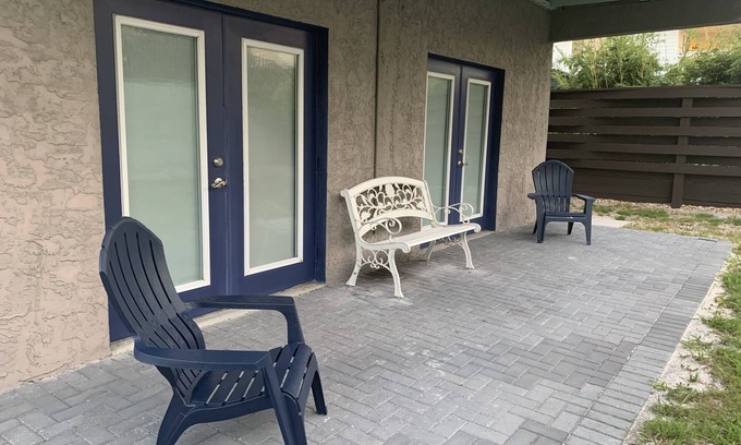 New Smyrna Beach Apartment | Beach Bungalow- Bethune Beach - 250 steps to toes in sand