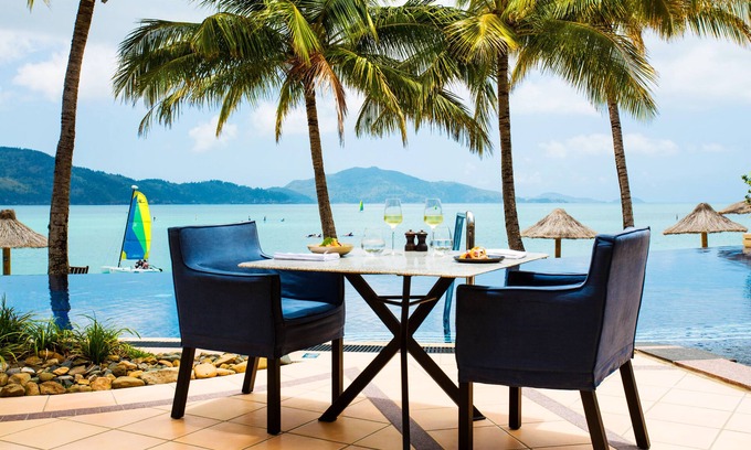 Hamilton Island Resort | Beach Club