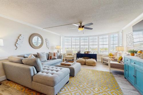 East Fort Lauderdale Apartment | Beach Condo