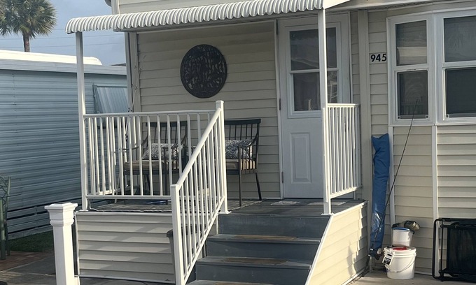 Hutchinson Island South Cottage | Beach Cottage in Paradise ☀️