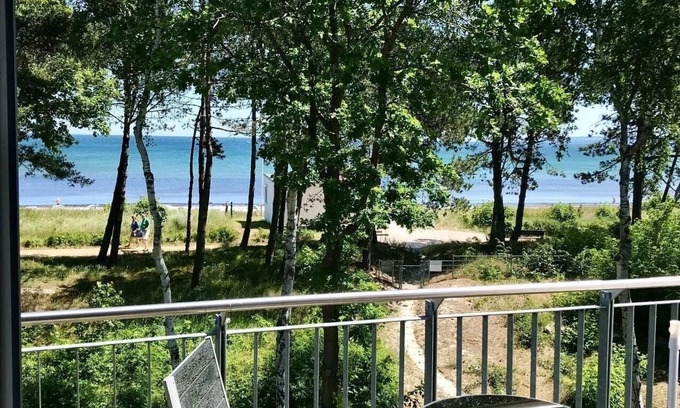 Juliusruh Apartment | Beach flat Krebs with sea view