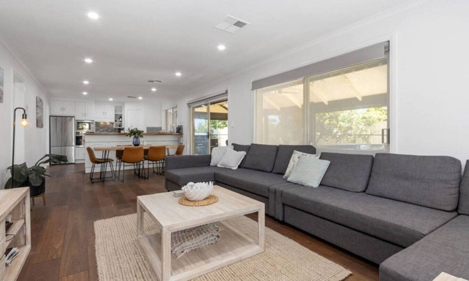 Port Willunga House | Beach house at Port Willunga