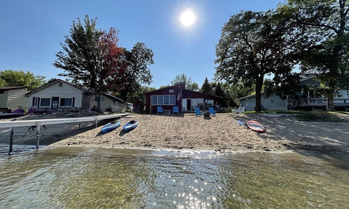 Battle Lake House | Beach House Bungalow