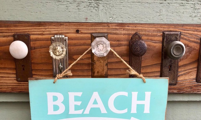 Surrey House | Beach life at Sea Horse Cottage, Crescent Beach, near White Rock