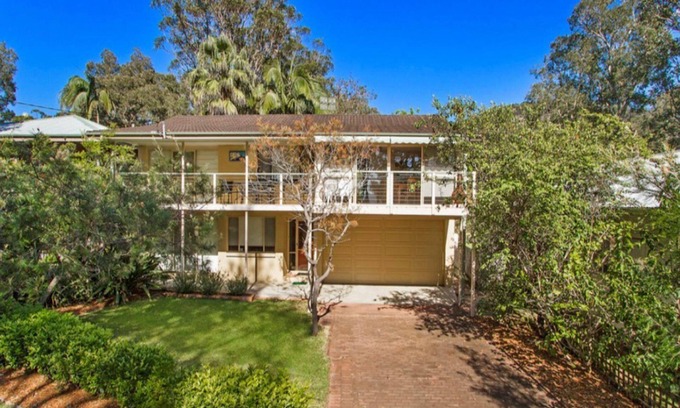 Pearl Beach House | Beach Point - WIFI, Pet Friendly & Airconditioned