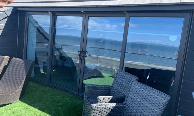 Thornton-Cleveleys Apartment | Beach View Apartment, Thornton-Cleveleys