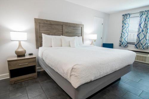 Litchfield by the Sea Apartment | Beaches and Waves Resort View 2nd Floor