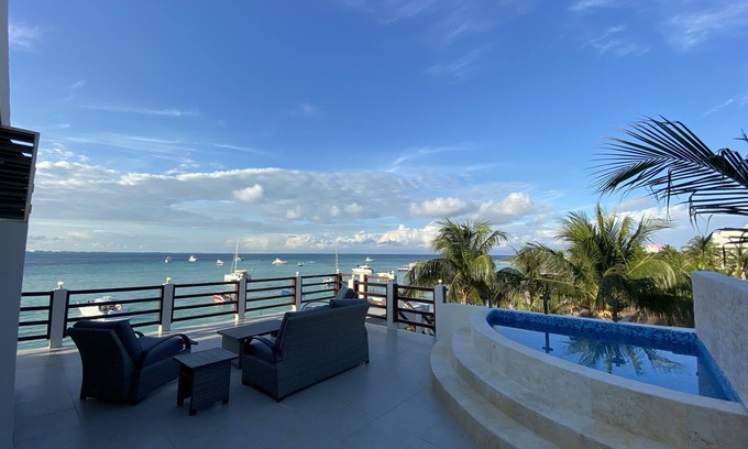 Centro - Supmza 001 House | Beachfront Apartment