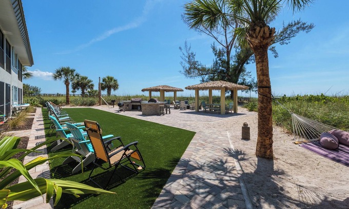 Nokomis Condo | 🏝Beachfront Condo Overlooking Gulf of Mexico🏝