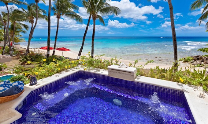 Reeds Bay Apartment | Beachfront Condo with Plunge Pool - Reeds House 10