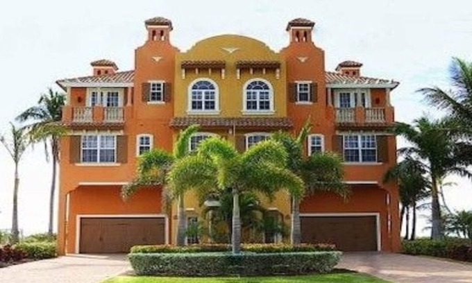 Fort Myers Beach House | Beachfront LUXURY HOME- Watch the waves from your pool- IAN remodel is complete!