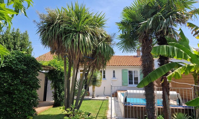 Quartier du Casino House | Beachside Villa with Pool - 2BR, 4 Guests, Near Market & Beach
